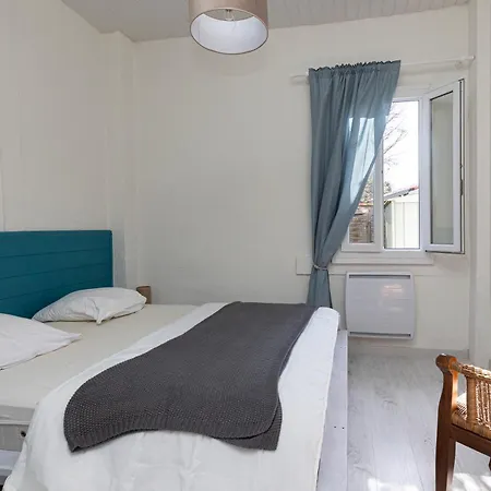 Semesterbostad Maison Couat